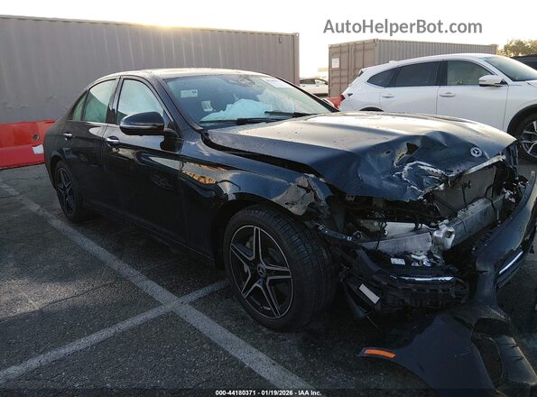 W1KZF8DB7NB086828 2022 MERCEDES-BENZ E-CLASS Черный Передняя правая четверть