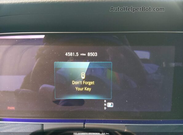 W1KZF8DB7NB086828 2022 MERCEDES-BENZ E-CLASS Черный Вид задних сидений