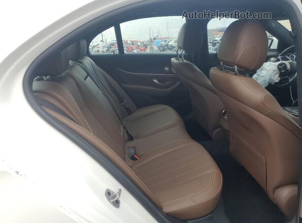 W1KZF8DB7NB093441 2022 MERCEDES-BENZ E White Widok tylnych siedzeń