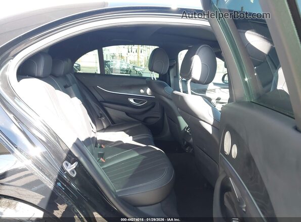 W1KZF8DB8PB185371 2023 MERCEDES-BENZ E-CLASS Black Вид наклейки з VIN-кодом