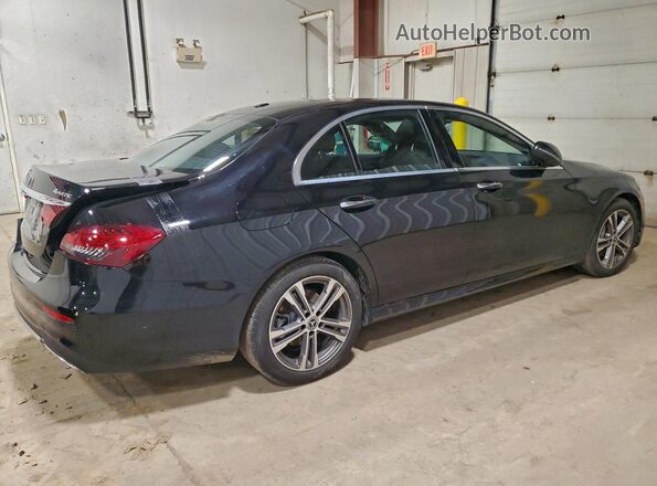 W1KZF8EB0MA928122 2021 MERCEDES-BENZ E Черный Задняя правая четверть