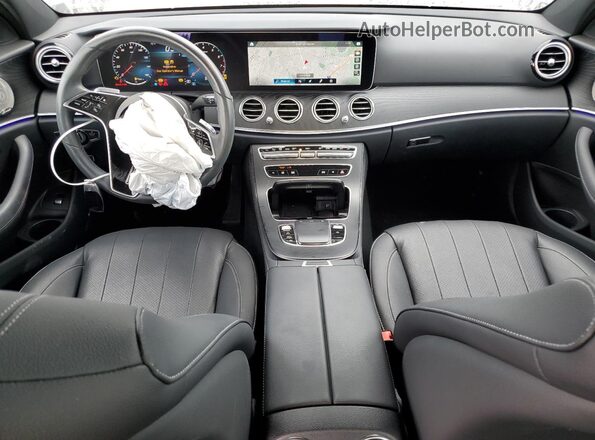 W1KZF8EB1PB187462 2023 MERCEDES-BENZ E Черный Вид панели приборов