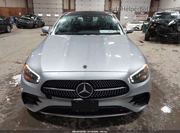 W1KZF8EB3PB175832 2023 MERCEDES-BENZ E-CLASS Серебряный Вид задней части салона