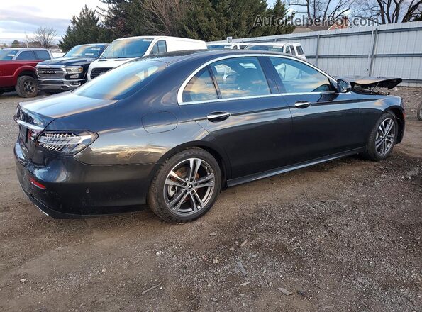 W1KZF8EB6PB100297 2023 MERCEDES-BENZ E Черный Задняя правая четверть