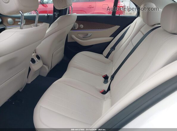 W1KZF8EB8MA961806 2021 MERCEDES-BENZ E-CLASS White VIN კოდის სტიკერის ხედი