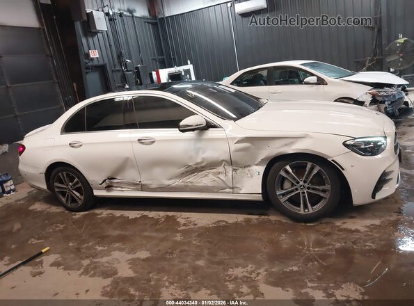 W1KZF8EB9MA892060 2021 MERCEDES-BENZ E-CLASS White Вид задньої частини салону