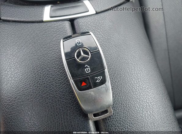 W1KZF8EBXMA873680 2021 MERCEDES-BENZ E-CLASS Black Widok deski rozdzielczej