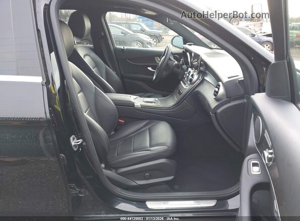 W1N0G8EB0NV330096 2022 MERCEDES-BENZ GLC-CLASS Black Front interior view