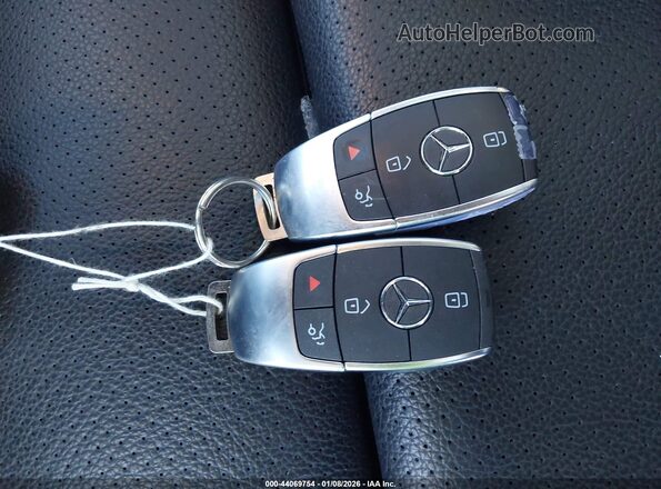 W1N0G8EB2MF874995 2021 MERCEDES-BENZ GLC 300 White Widok deski rozdzielczej