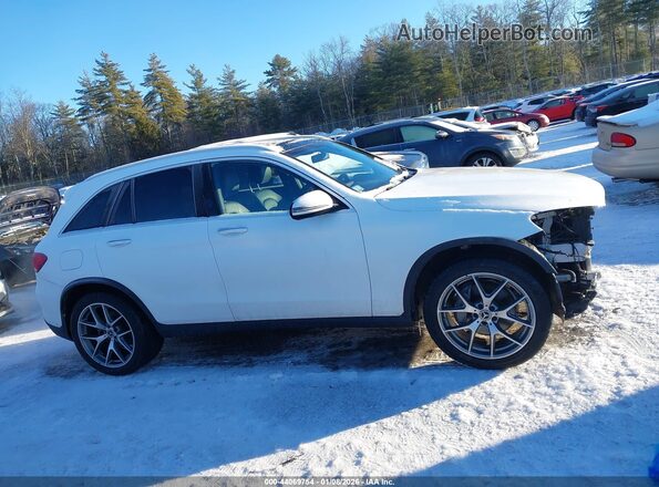 W1N0G8EB2MF874995 2021 MERCEDES-BENZ GLC 300 White Widok wnętrza 360 stopni