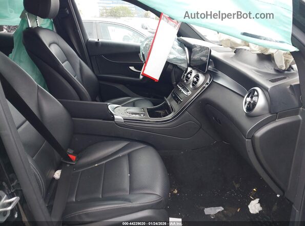 W1N0G8EB2NG103643 2022 MERCEDES-BENZ GLC 300 Black Front interior view