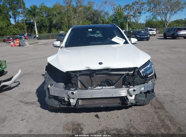 W1N0G8EB7LF852666 2020 MERCEDES-BENZ GLC 300 White Rear interior view