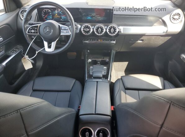 W1N4M4HB0MW102784 2021 MERCEDES-BENZ GLB-CLASS Silver Вид панелі приладів