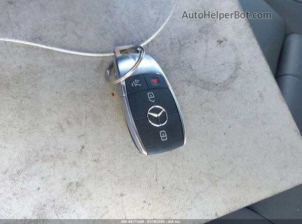 W1N4M4HB1SW421737 2025 MERCEDES-BENZ GLB-CLASS Черный Вид панели приборов