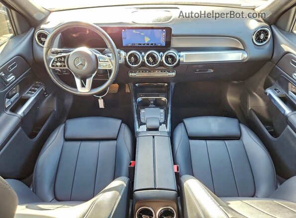 W1N4M4HB4PW328217 2023 MERCEDES-BENZ GLB-CLASS Черный Вид панели приборов