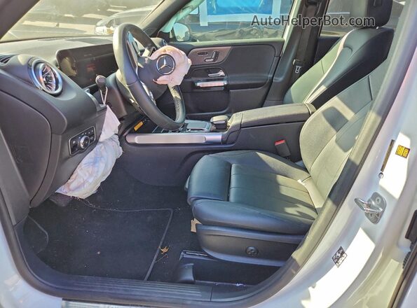 W1N4M4HB4PW336401 2023 MERCEDES-BENZ GLB-CLASS White Vista interior delantera