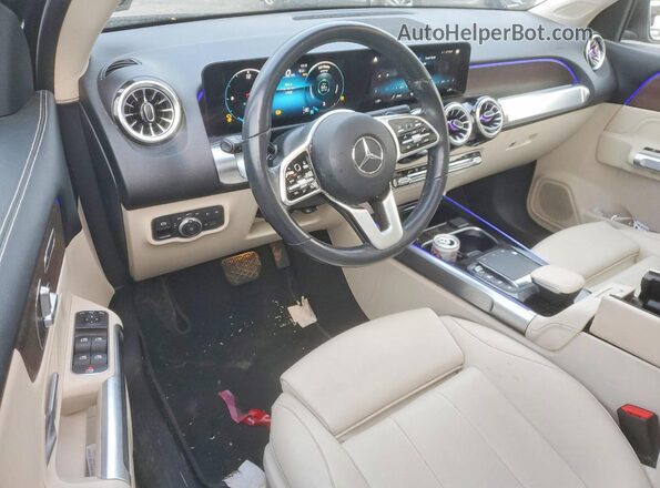 W1N4M4HB8PW317950 2023 MERCEDES-BENZ GLB-CLASS Черный Вид панели приборов