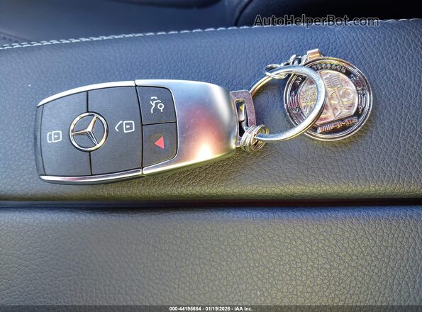 W1N9M0CB3RN108906 2024 MERCEDES-BENZ EQB 250 SUV Белый Вид панели приборов