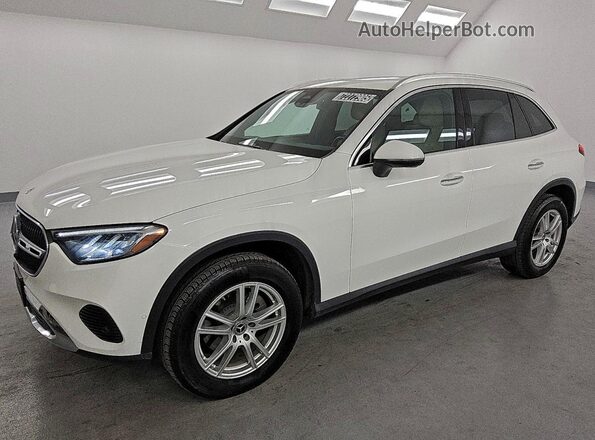 W1NKM4GB4RF123721 2024 MERCEDES-BENZ GLC-CLASS Белый Передняя левая четверть