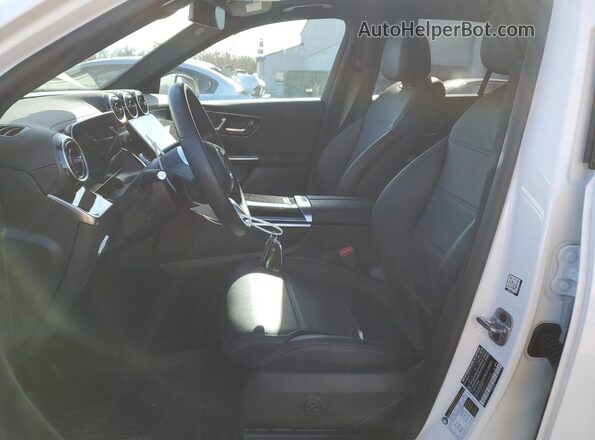 W1NKM4HB3SF267586 2025 MERCEDES-BENZ GLC-CLASS Белый Вид салона спереди