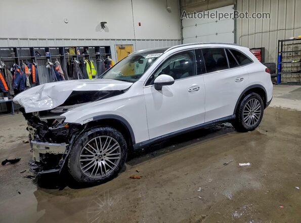 W1NKM4HB7RF111996 2024 MERCEDES-BENZ GLC-CLASS Белый Передняя левая четверть