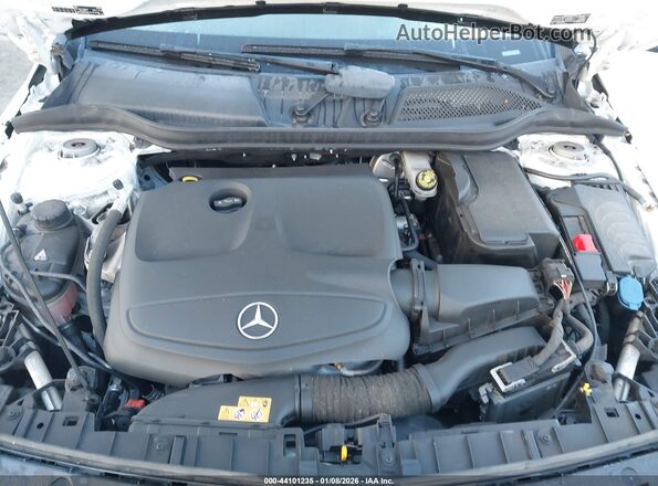 W1NTG4EB2LU040256 2020 MERCEDES-BENZ GLA 250 White Rear view