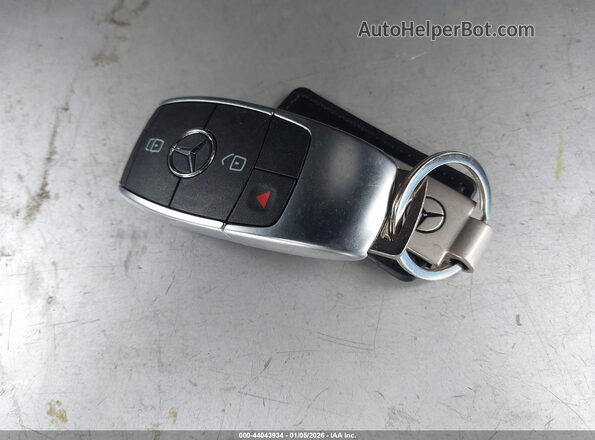 W1NWH1AB2SX018432 2025 MERCEDES-BENZ G 550 Light Blue Առջևի վահանակի տեսք