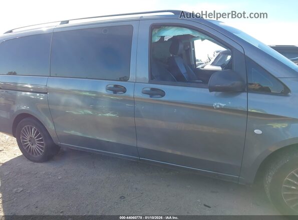 W1WV0FEY0P4330073 2023 MERCEDES-BENZ METRIS Серый Вид щитка приборов