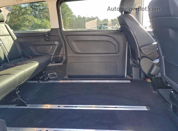 W1WV0FEY5P4283087 2023 MERCEDES-BENZ METRIS Белый Вид задней части салона