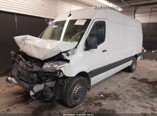 W1Y5NCHY2RT165946 2024 MERCEDES-BENZ SPRINTER White Przód lewy