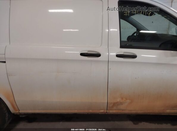 W1YV0BEY9L3756411 2020 MERCEDES-BENZ METRIS Белый Вид щитка приборов