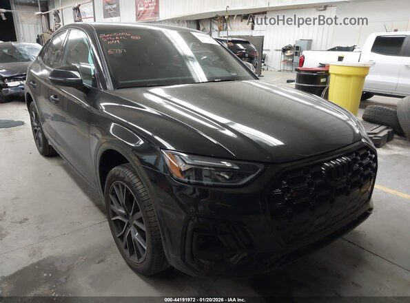 WA124AFY1S2015737 2025 AUDI SQ5 Черный Передняя правая четверть