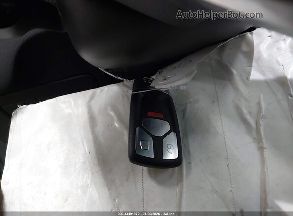 WA124AFY1S2015737 2025 AUDI SQ5 Черный Вид панели приборов