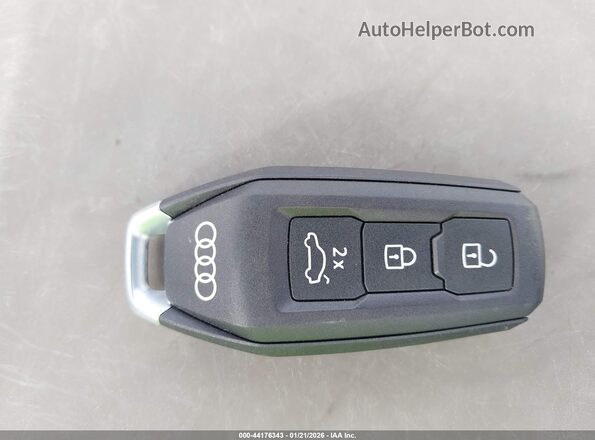 WA124BGF7SA017999 2025 AUDI Q6 E-TRON Black Вид панелі приладів
