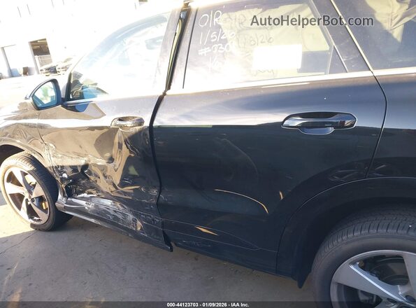 WA12AAGUXS2010301 2025 AUDI ALL Черный 