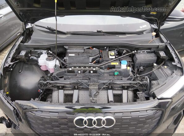WA132BFZXNP016563 2022 AUDI Q4 Black Vista trasera