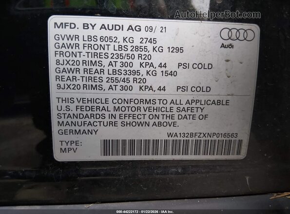 WA132BFZXNP016563 2022 AUDI Q4 Black Vista del compartimento del motor