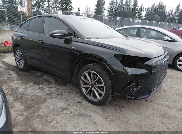 WA132BFZXNP016563 2022 AUDI Q4 Black Delantero derecho