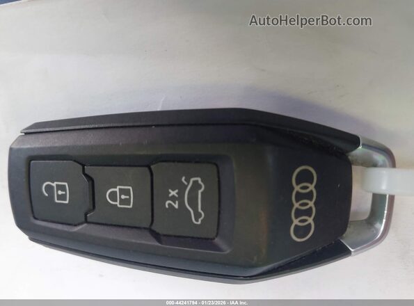 WA134BGF3SA022685 2025 AUDI Q6 E-TRON Серый Вид панели приборов