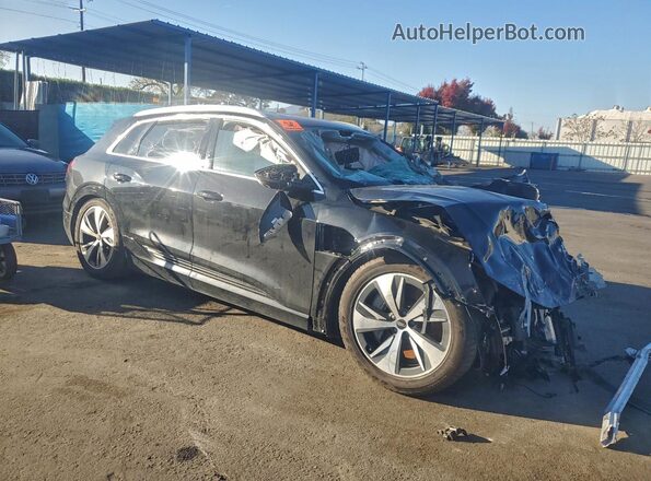 WA15AAGE2RB007554 2024 AUDI Q8 Черный Передняя правая четверть