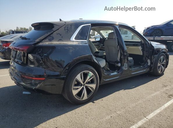 WA15AAGEXRB005468 2024 AUDI Q8 Черный Задняя правая четверть