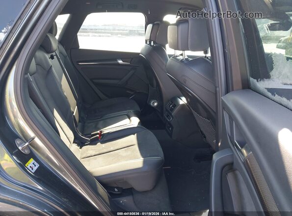 WA1A4AFY1N2042131 2022 AUDI SQ5 Серый Вид наклейки с VIN-кодом