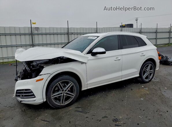 WA1A4AFY3J2166556 2018 AUDI SQ5 Белый Передняя левая четверть