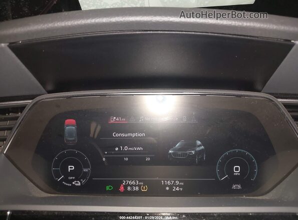 WA1AAAGE3PB004755 2023 AUDI E-TRON Black Հետևի նստատեղերի տեսք