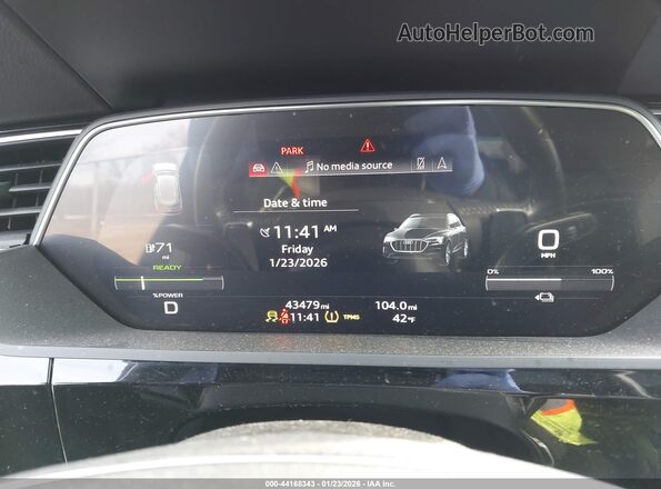 WA1AAAGE7MB009386 2021 AUDI E-TRON Black Задня права чверть