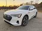 2021 Audi E-tron Premium White vin: WA1AAAGE8MB010286
