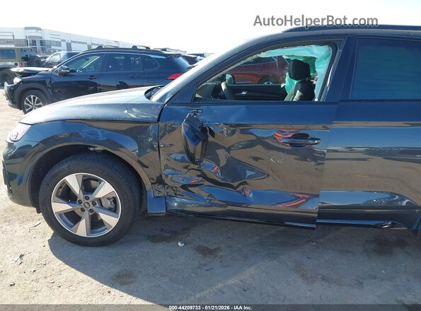 WA1ABAFY1S2053583 2025 AUDI Q5 Black Widok z przodu