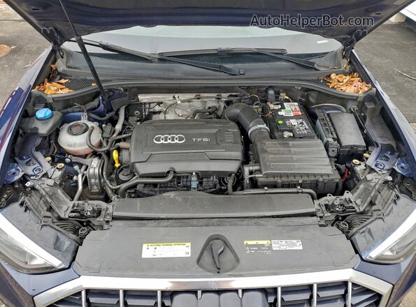WA1AECF34K1075896 2019 AUDI Q3 Blue ძრავის განყოფილების ხედი
