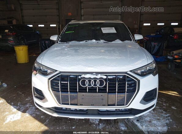 WA1AECF36K1068819 2019 AUDI Q3 White Вид щитка приладів
