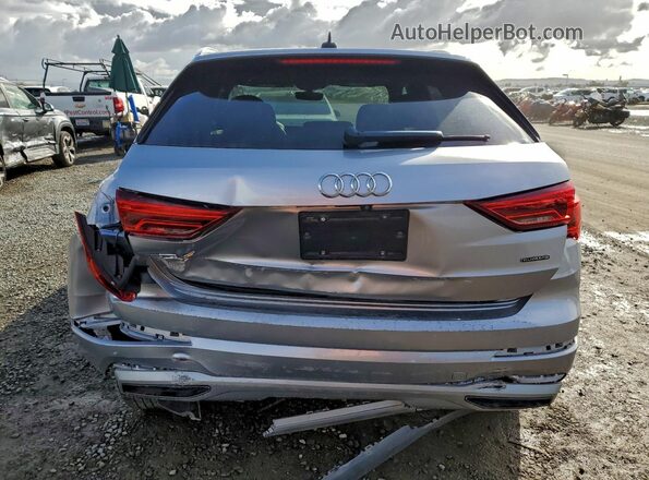 WA1AECF37K1077044 2019 AUDI Q3 Серебряный Вид сзади